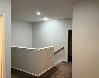 2053 Meadow Park Drive - Photo Thumbnail 24