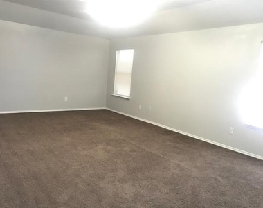 2053 Meadow Park Drive - Photo Thumbnail 12