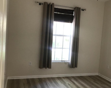 601 Mariner Bay Boulevard - Photo Thumbnail 10