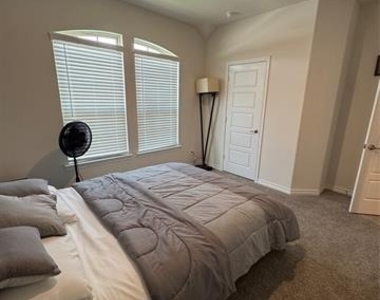 9808 Elk Falls Lane - Photo Thumbnail 9