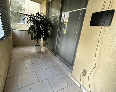 410 Nw 68th Avenue - Photo Thumbnail 15