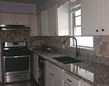 1214 Burleson Street - Photo Thumbnail 5