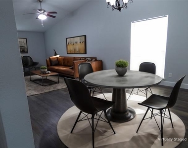 5016 Roberts Drive - Photo Thumbnail 13
