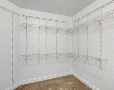 25673 W Northern Lights Way - Photo Thumbnail 21