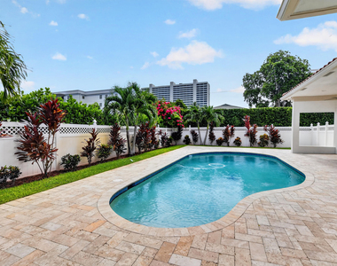 899 Granada Drive - Photo Thumbnail 31