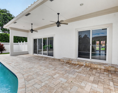 899 Granada Drive - Photo Thumbnail 29