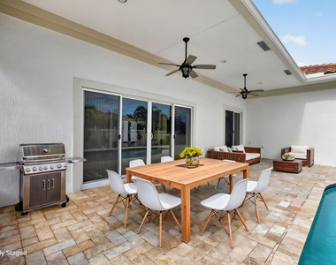 899 Granada Drive - Photo Thumbnail 28