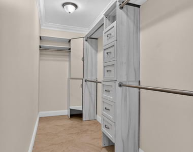899 Granada Drive - Photo Thumbnail 19