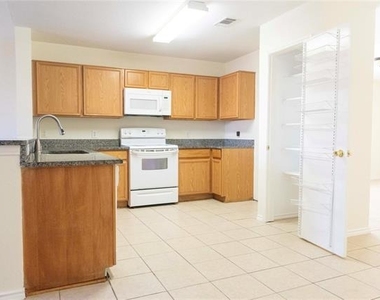 8929 Sagebrush Trail - Photo Thumbnail 3