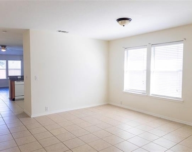 8929 Sagebrush Trail - Photo Thumbnail 6