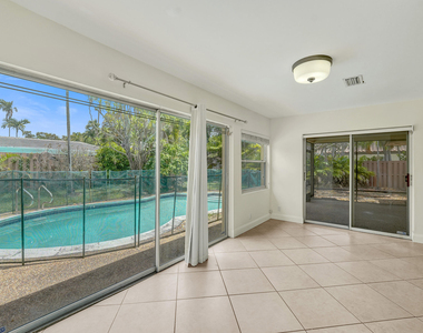 4721 Sarazen Drive - Photo Thumbnail 13