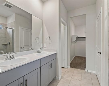 810 Honeydew Lane - Photo Thumbnail 24