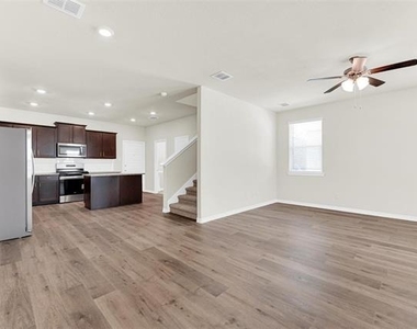 1328 Kimzey Street - Photo Thumbnail 4