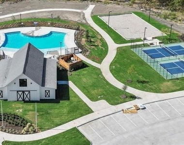 1328 Kimzey Street - Photo Thumbnail 12