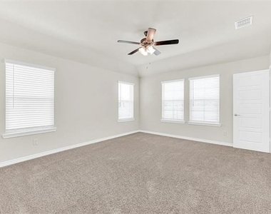 1328 Kimzey Street - Photo Thumbnail 13