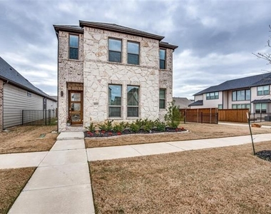 4211 Curtiss Drive - Photo Thumbnail 1