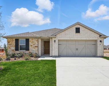 3928 Malachite Drive - Photo Thumbnail 1