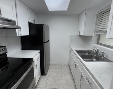221 Se 3rd Avenue - Photo Thumbnail 12