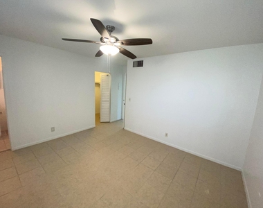 221 Se 3rd Avenue - Photo Thumbnail 7