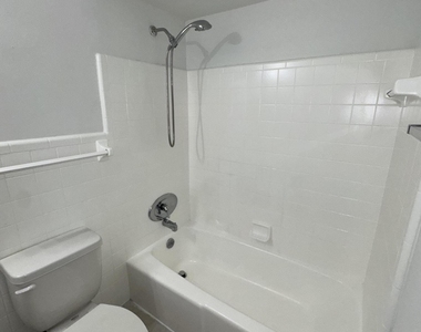 221 Se 3rd Avenue - Photo Thumbnail 22