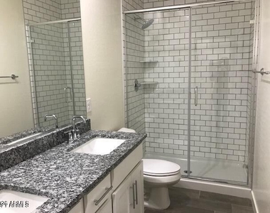 4038 E Erie Street - Photo Thumbnail 12
