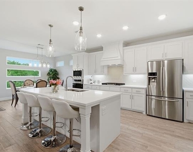 7217 Mantle Ridge Drive - Photo Thumbnail 9