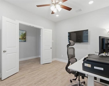 7217 Mantle Ridge Drive - Photo Thumbnail 27