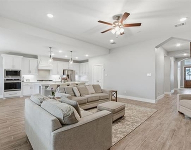 7217 Mantle Ridge Drive - Photo Thumbnail 7