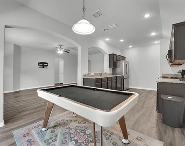 5165 Glen Eden Drive - Photo Thumbnail 6