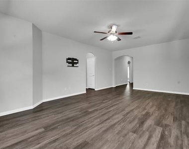 5165 Glen Eden Drive - Photo Thumbnail 3