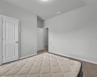 5165 Glen Eden Drive - Photo Thumbnail 11