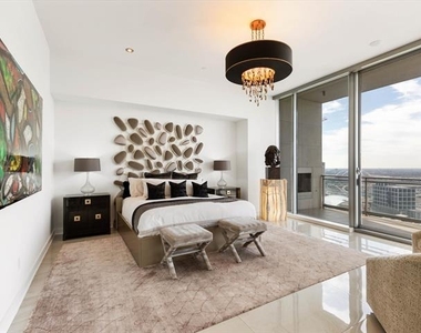 2900 Mckinnon Street - Photo Thumbnail 14