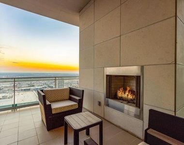 2900 Mckinnon Street - Photo Thumbnail 24