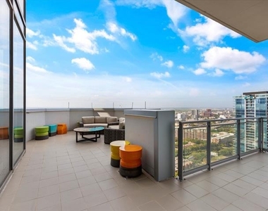 2900 Mckinnon Street - Photo Thumbnail 26