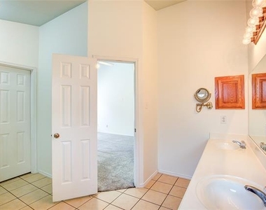 10200 Pear Street - Photo Thumbnail 23