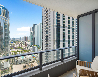 601 Ne 1st Avenue - Photo Thumbnail 22
