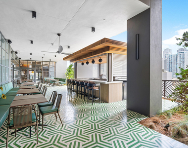 601 Ne 1st Avenue - Photo Thumbnail 32