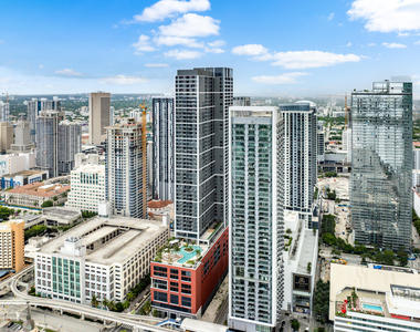 601 Ne 1st Avenue - Photo Thumbnail 99