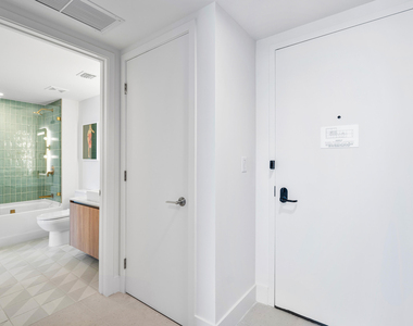 601 Ne 1st Avenue - Photo Thumbnail 61