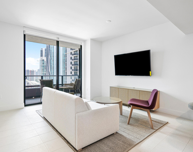 601 Ne 1st Avenue - Photo Thumbnail 11
