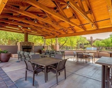 3935 E Rough Rider Road - Photo Thumbnail 28