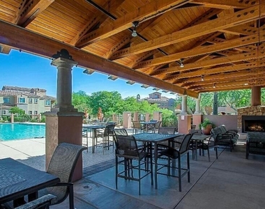 3935 E Rough Rider Road - Photo Thumbnail 27