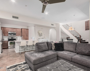 3935 E Rough Rider Road - Photo Thumbnail 2