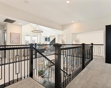 2411 Perdue Avenue - Photo Thumbnail 17