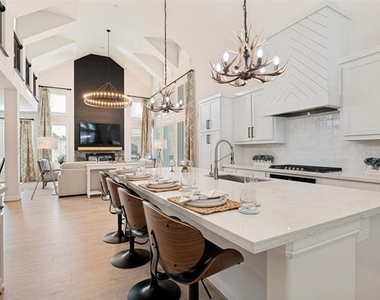 2411 Perdue Avenue - Photo Thumbnail 15
