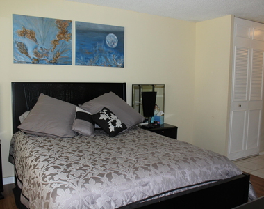 3660 Inverrary Drive - Photo Thumbnail 6