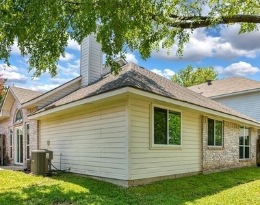 1329 Maywood Court - Photo Thumbnail 23
