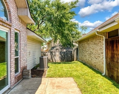 1329 Maywood Court - Photo Thumbnail 20
