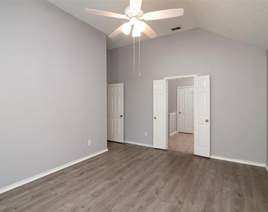 1329 Maywood Court - Photo Thumbnail 11