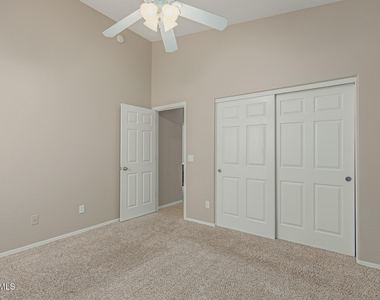 2206 W Fawn Drive - Photo Thumbnail 26
